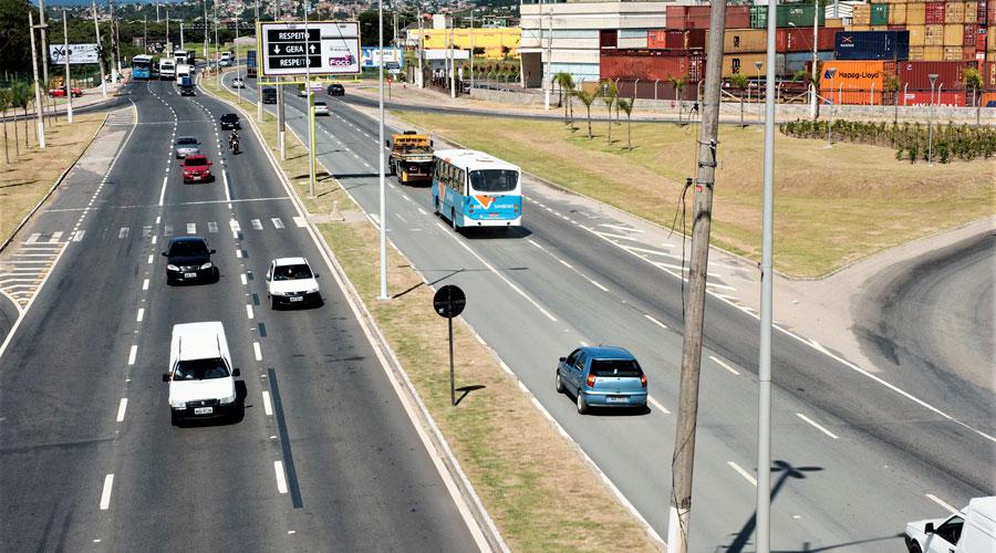 Você conhece a história da Av. Carlos Lindenberg?